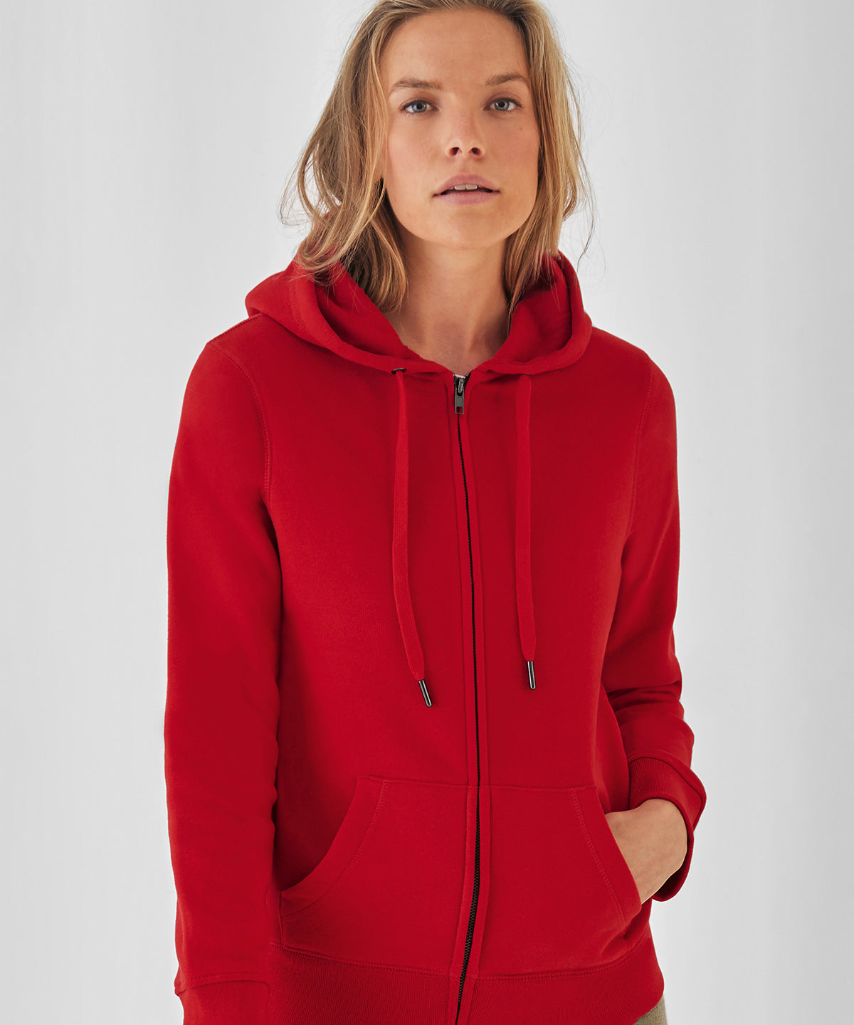 B&C Queen zipped hooded
