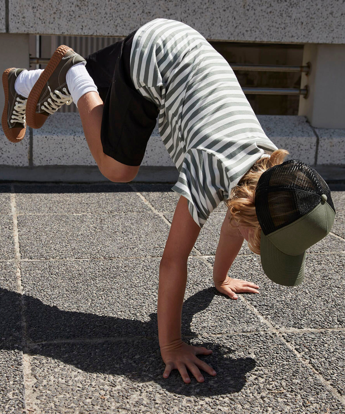 Junior snapback trucker