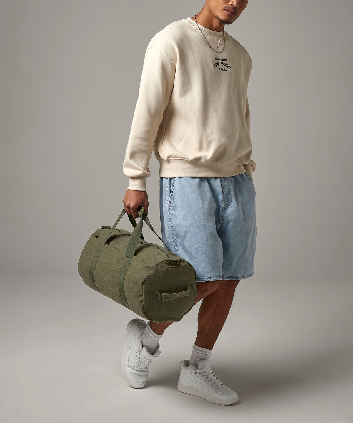 Vintage canvas barrel bag