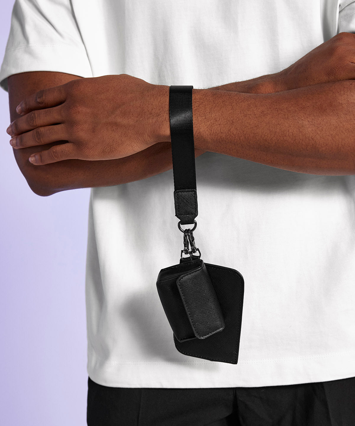 Boutique pouch wristlet