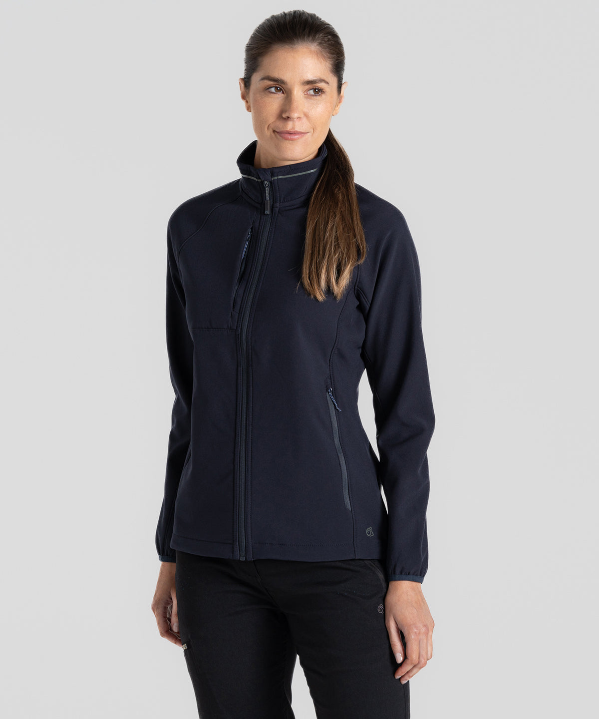 Expert women’s Basecamp softshell jacket