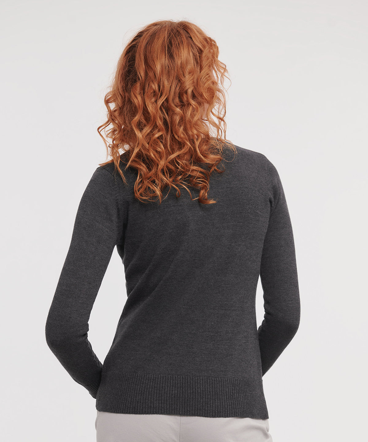 Women's v-neck knitted sweater