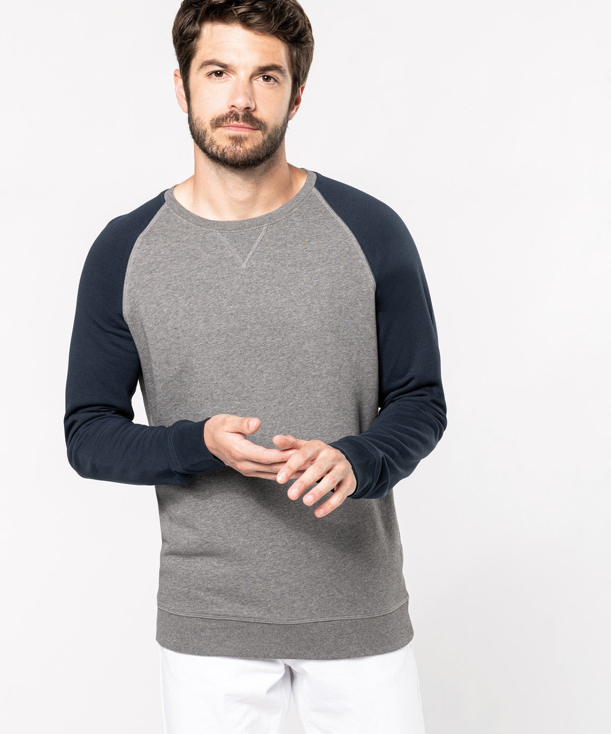 Men's two-tone organic crew neck raglan sleeve sweatshirt
