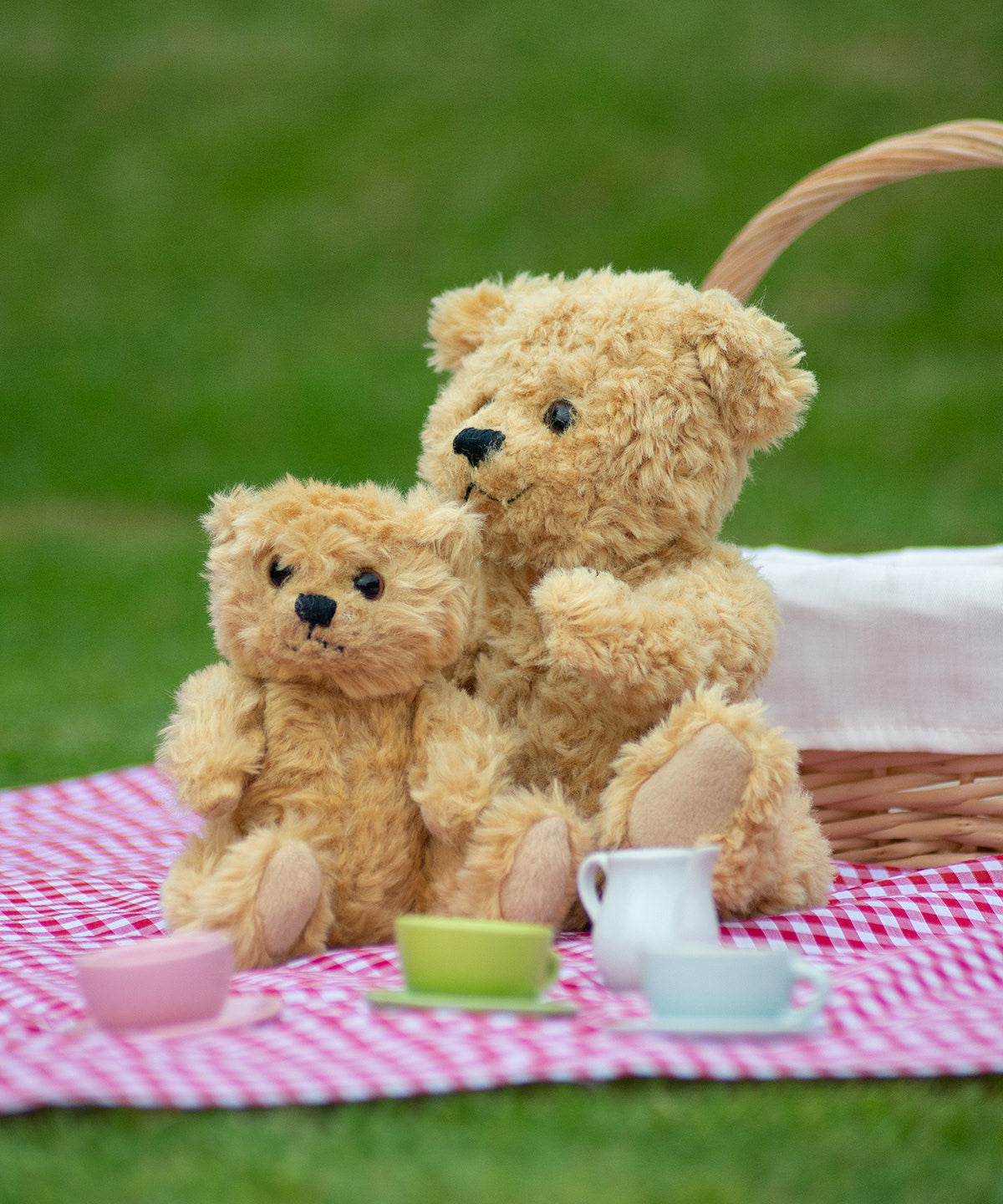 Classic jointed teddy bear