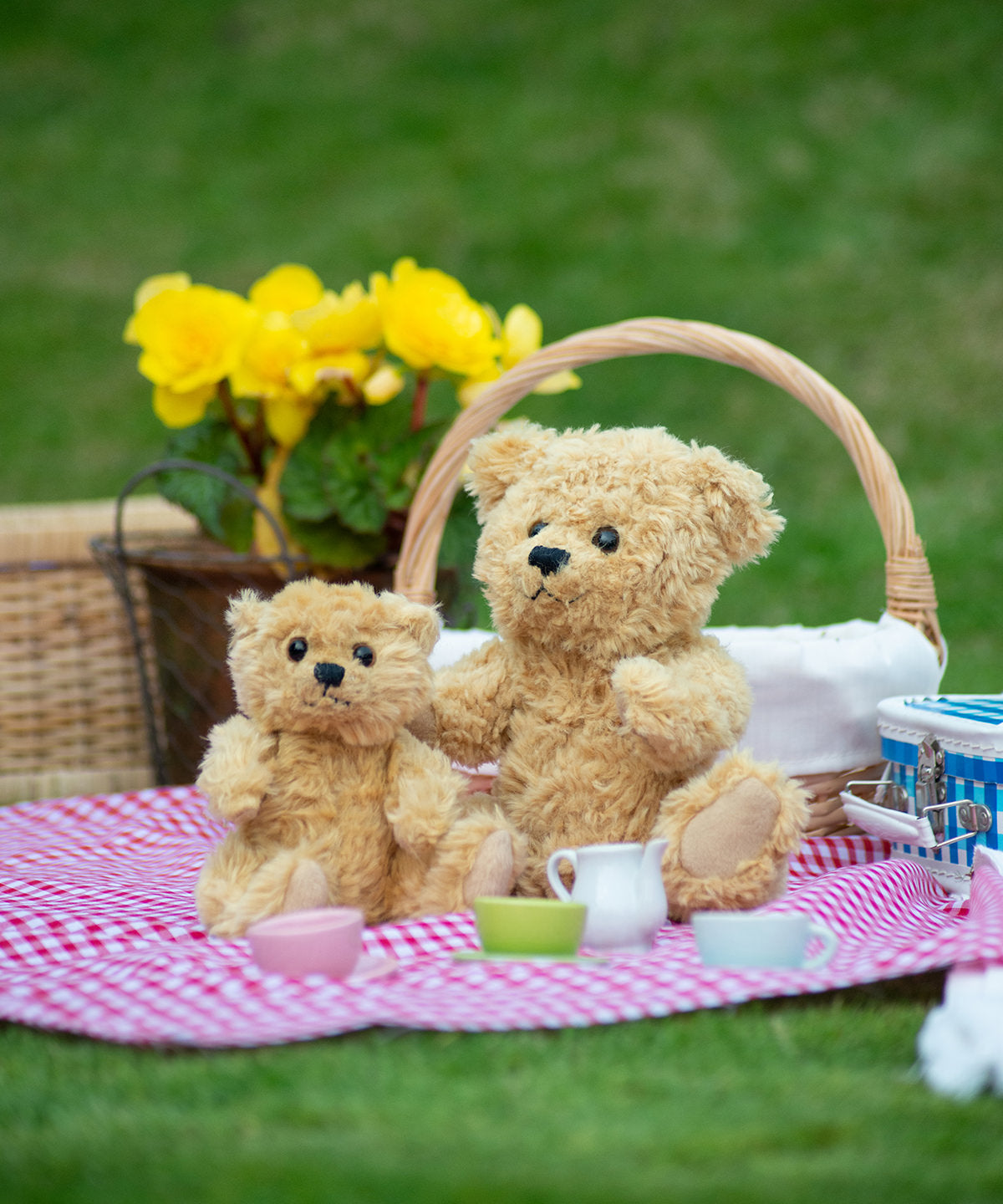 Classic jointed teddy bear