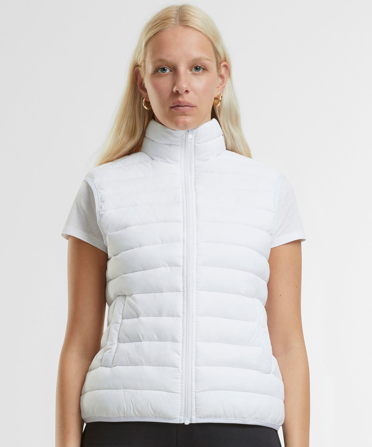 Women’s light puffer vest