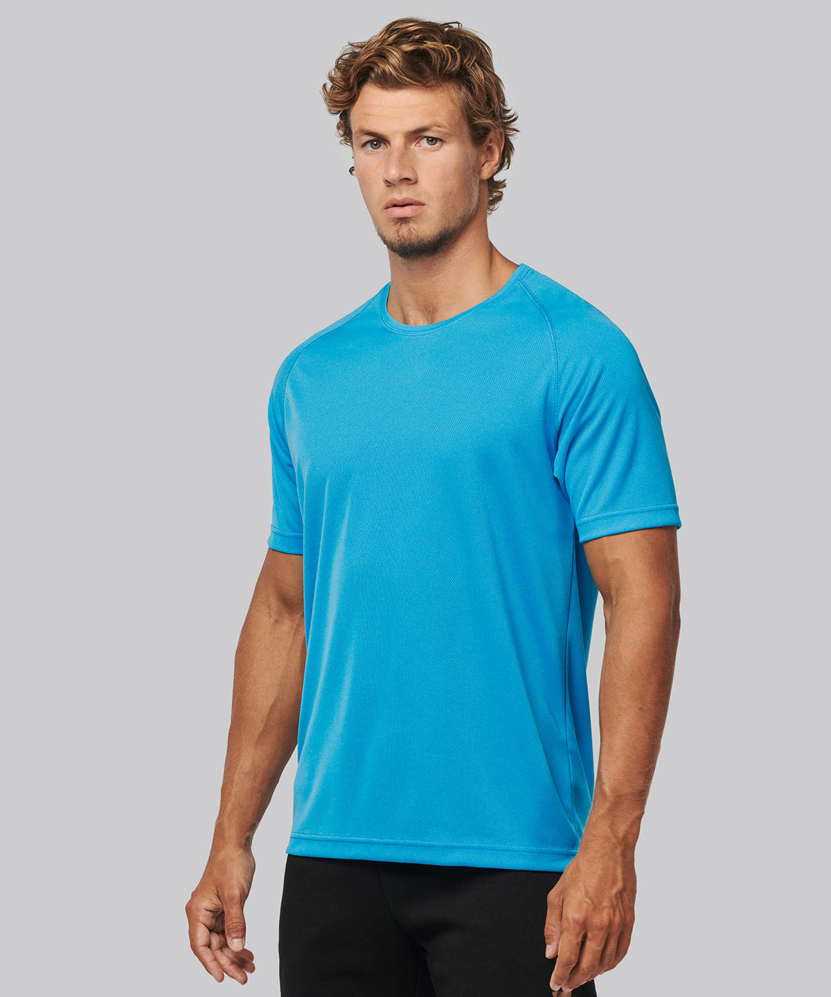 Men's short-sleeved sports T-shirt