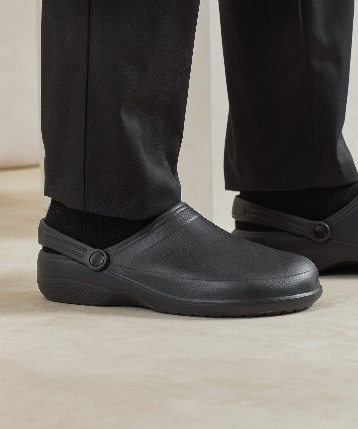 Chef’s non-slip ‘Anchor’ clogs