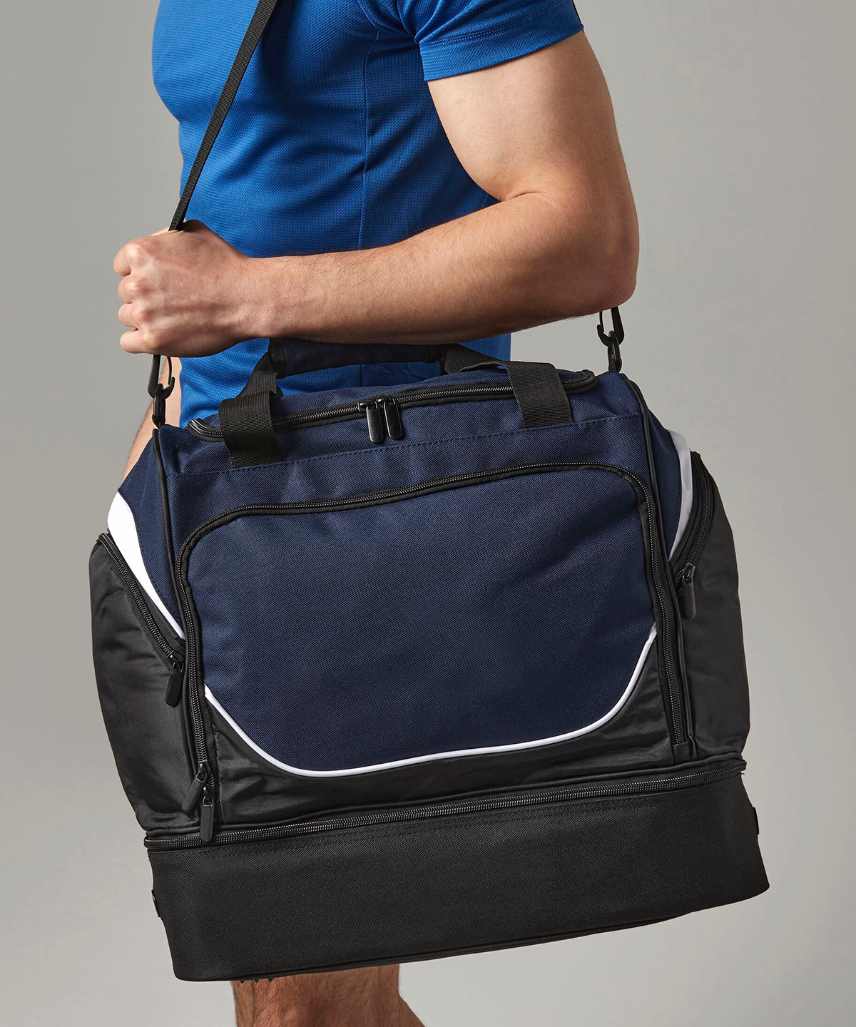 Pro team hardbase holdall