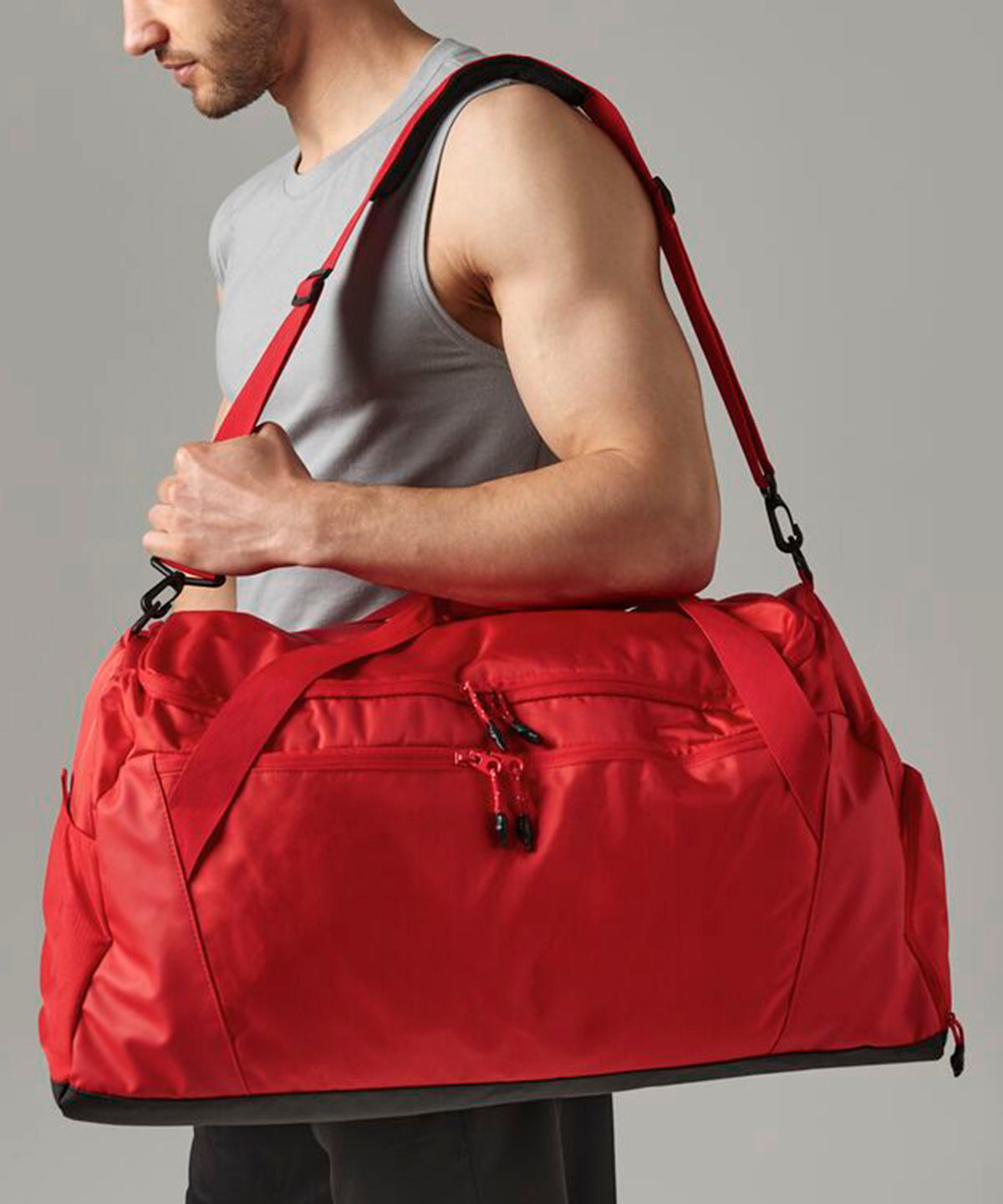 Multi-sport locker holdall