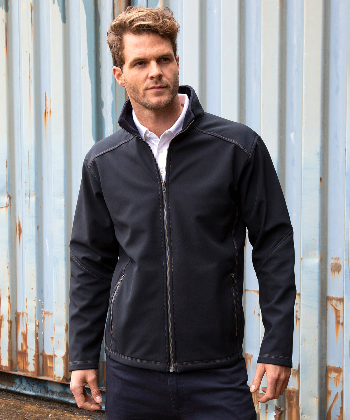 Treble stitch softshell