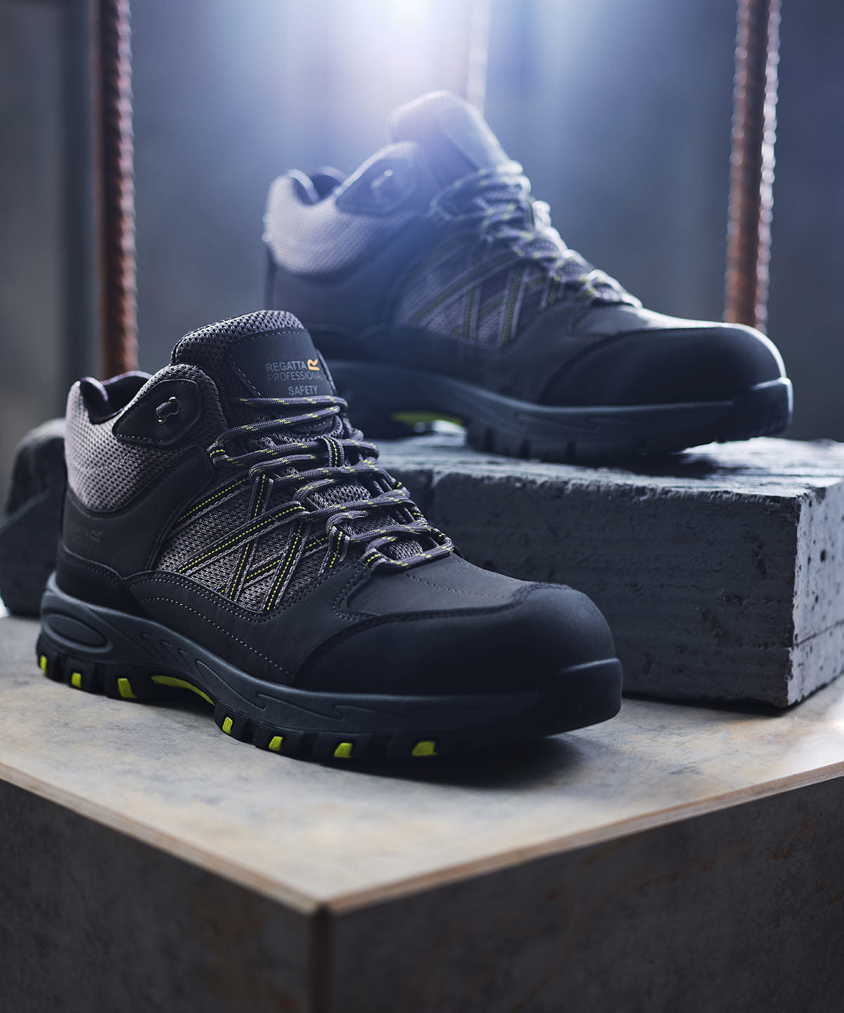 Sandstone SB safety hiker boot