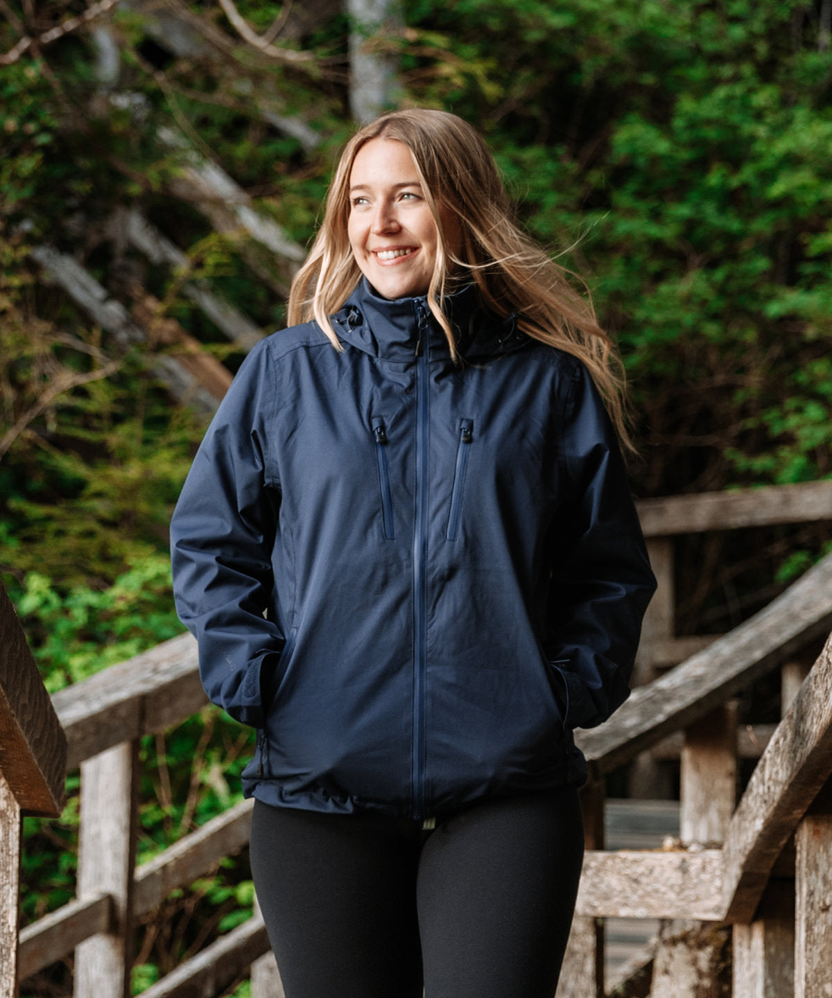 Women’s Scirocco lightweight shell