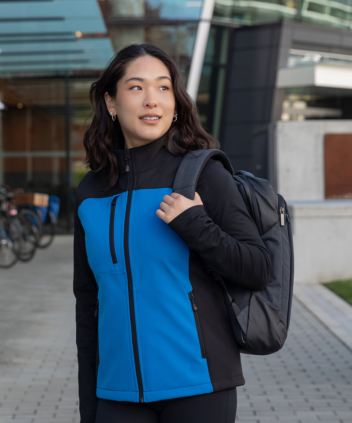 Women’s Cascades softshell vest