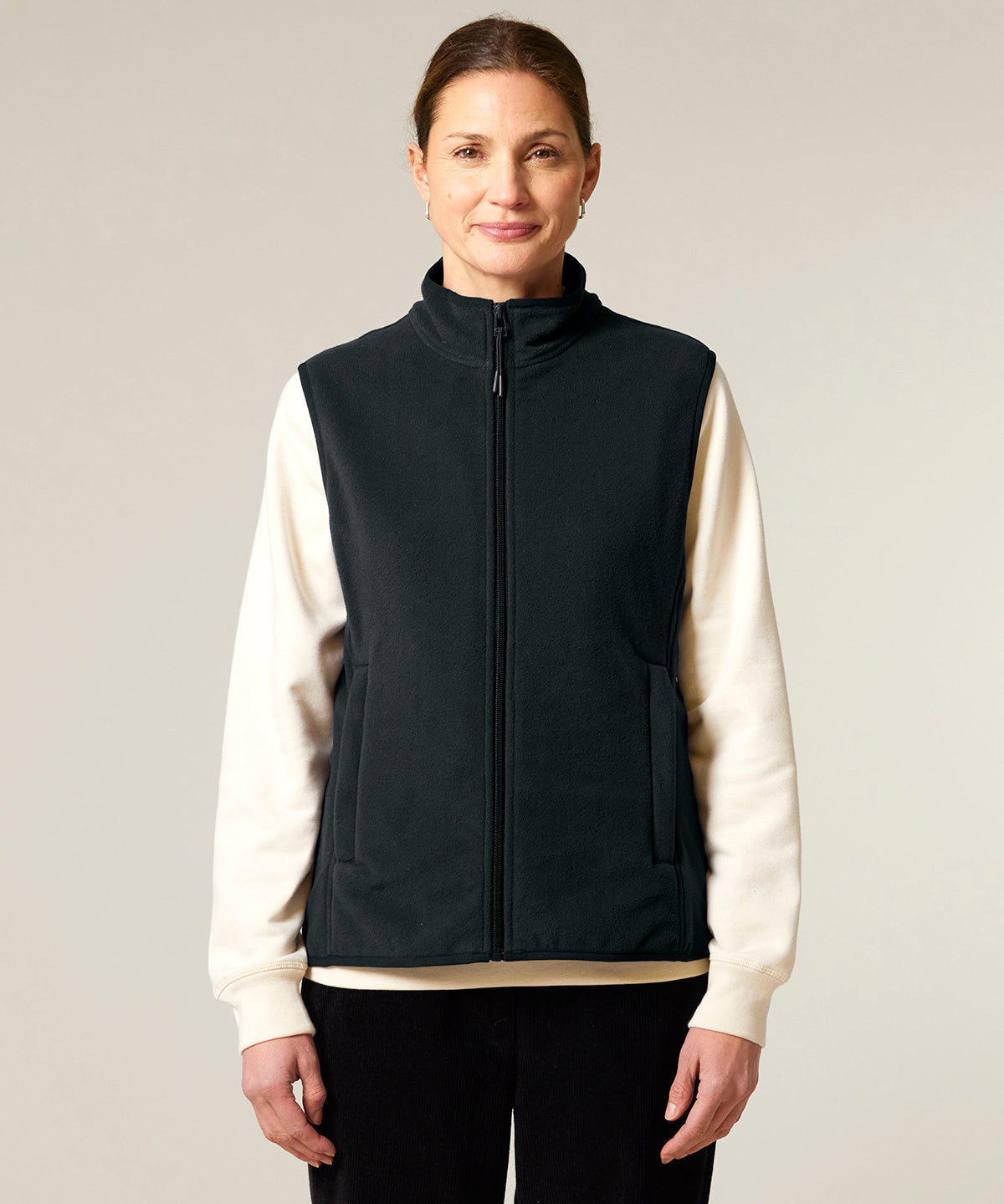 Stella Quester (STJW241)