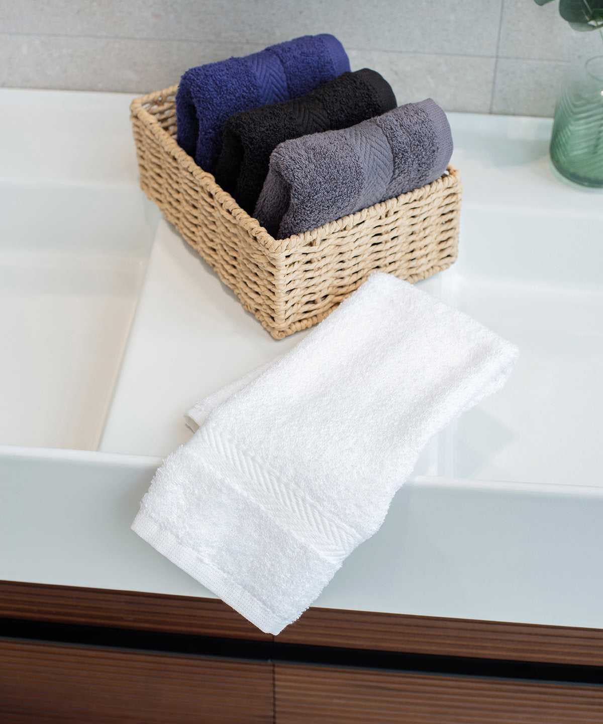 Luxury range guest towel