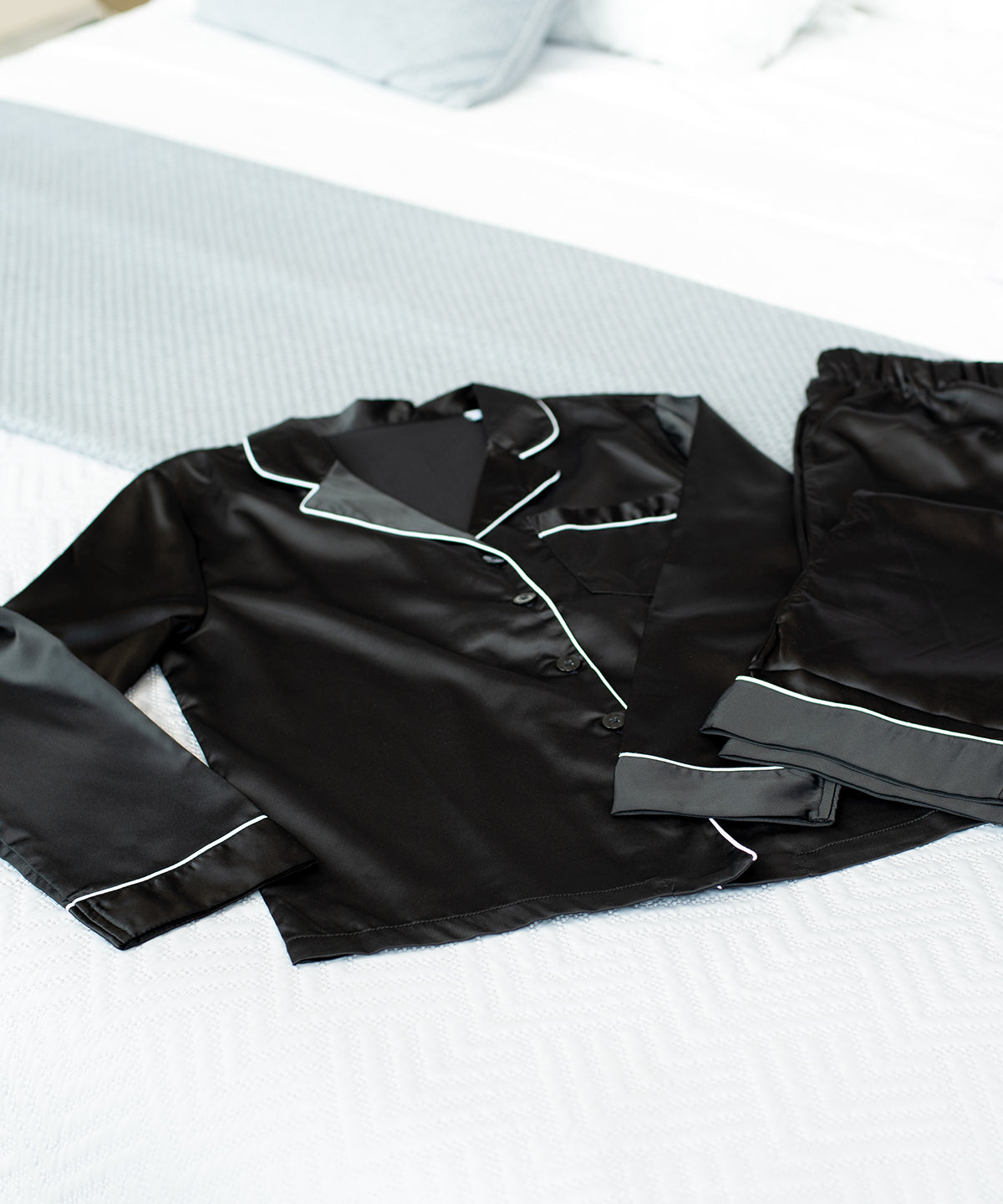 Women's satin long pyjamas