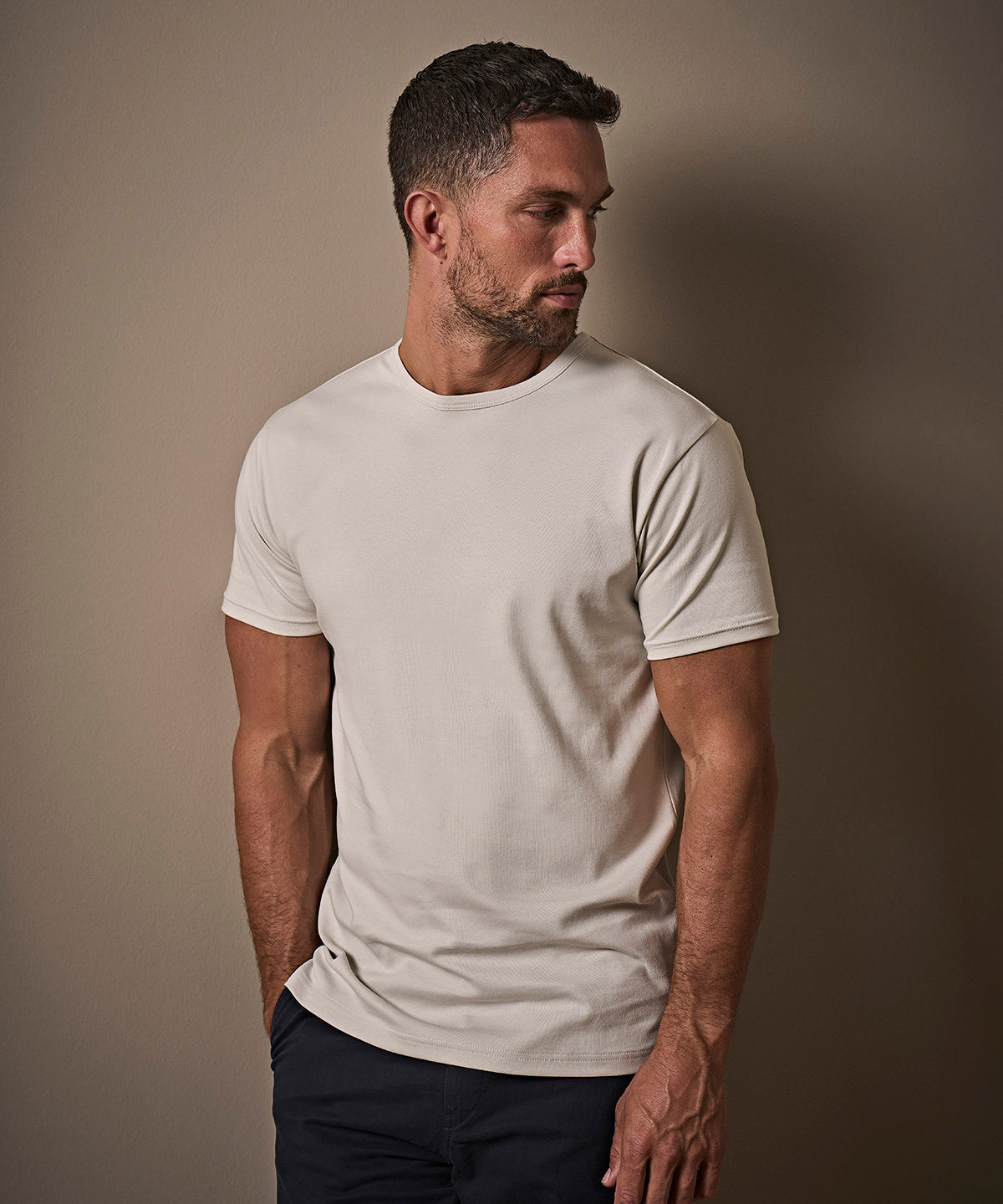 Interlock tee (520)