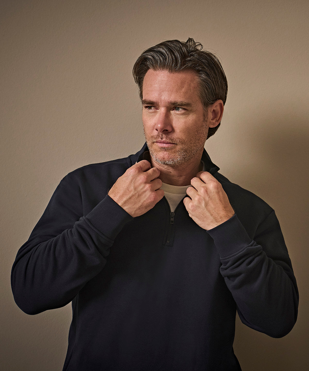 Half-zip sweatshirt (5438)