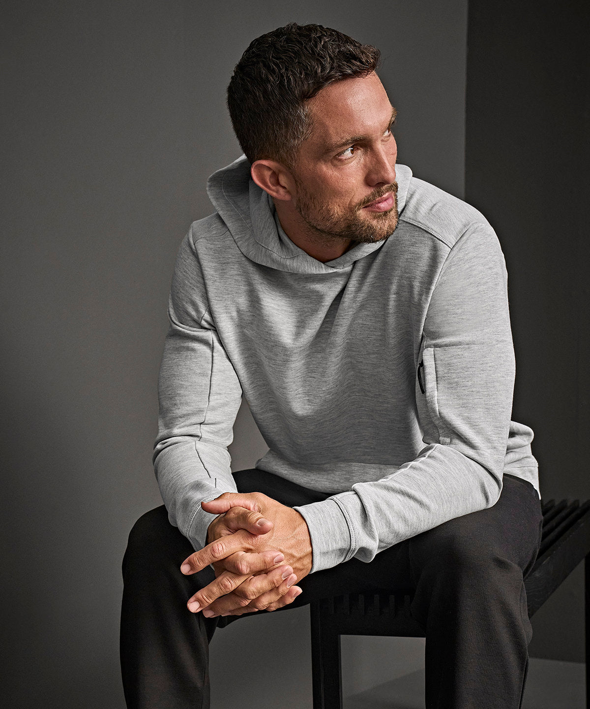 Athletic hooded sweatshirt (5702)