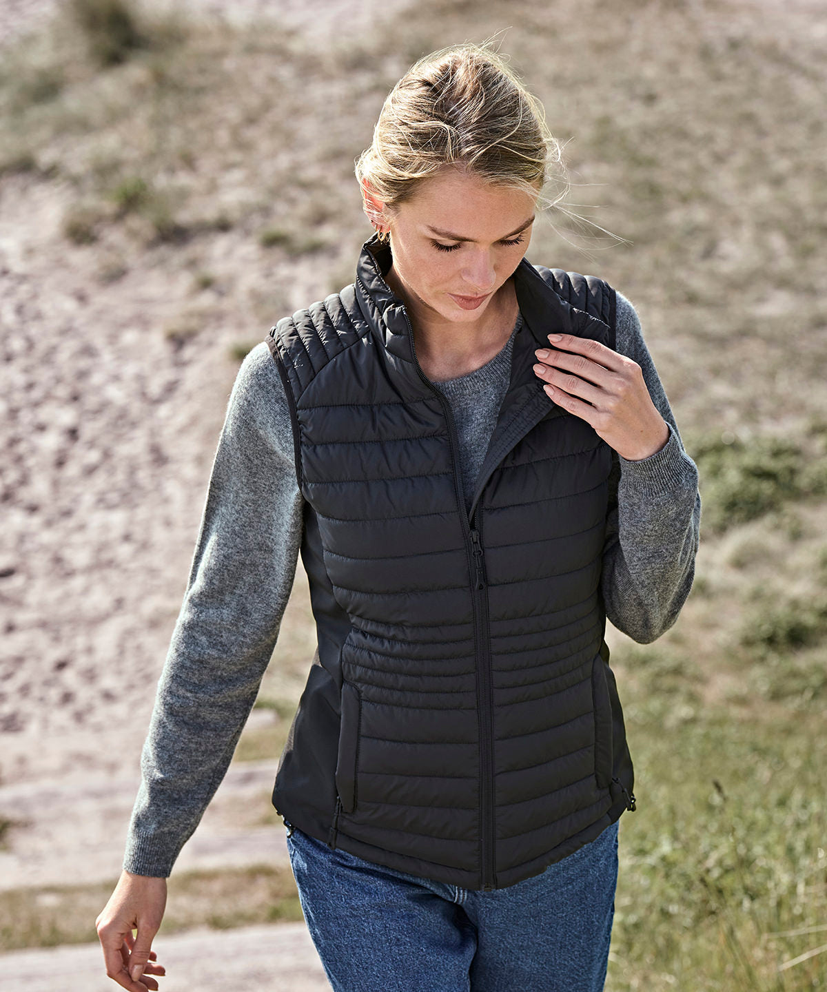 Women’s crossover bodywarmer (9625)