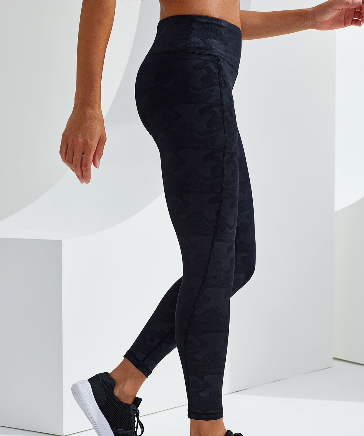 Women's TriDri® performance camo leggings full-length