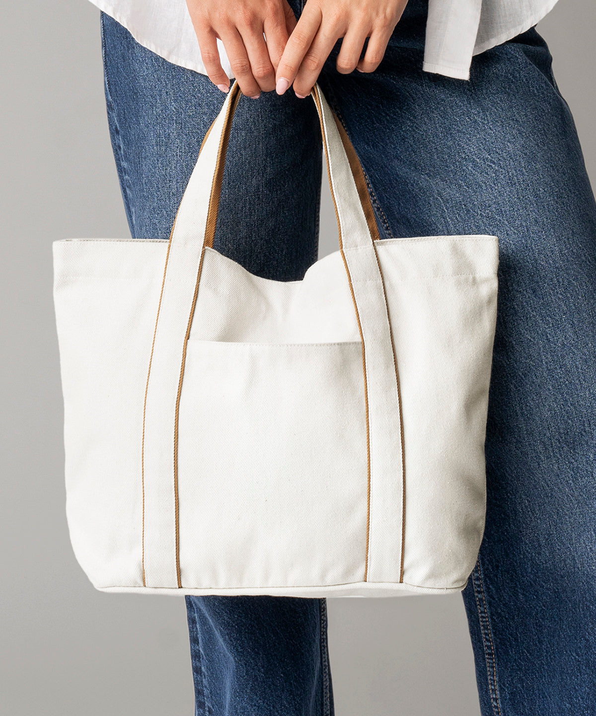 Courtside medium tote