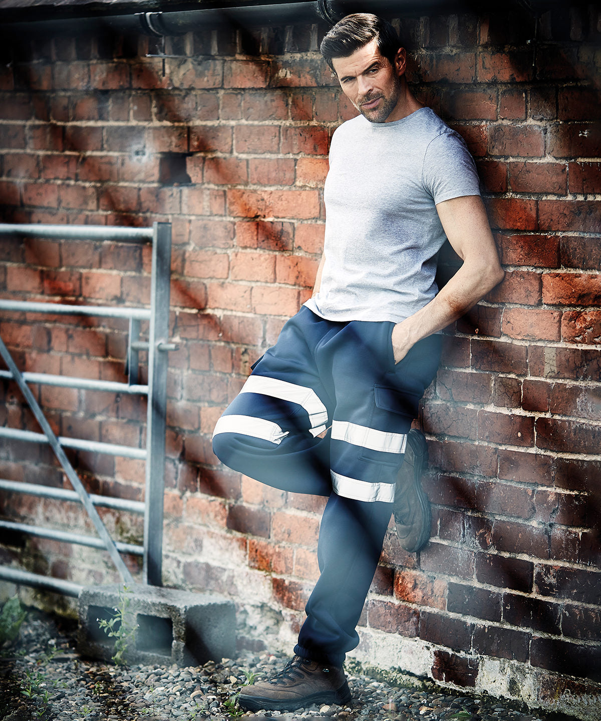 Hi-vis jogging pants (HV016T)