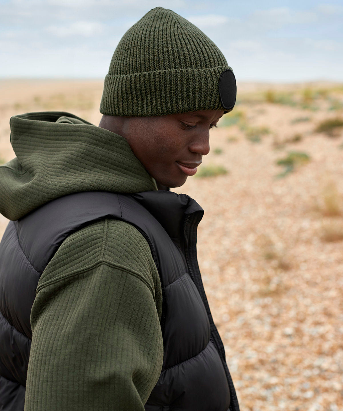 Circular fashion patch beanie