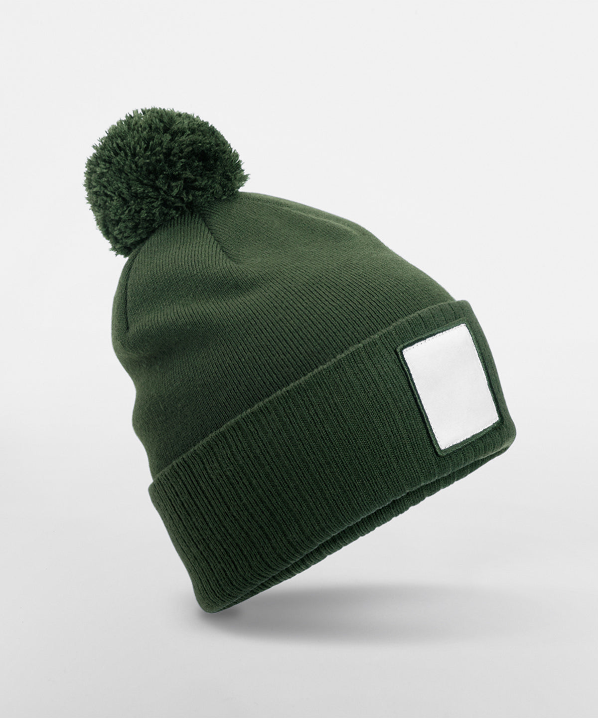 Appliqué patch pom beanie