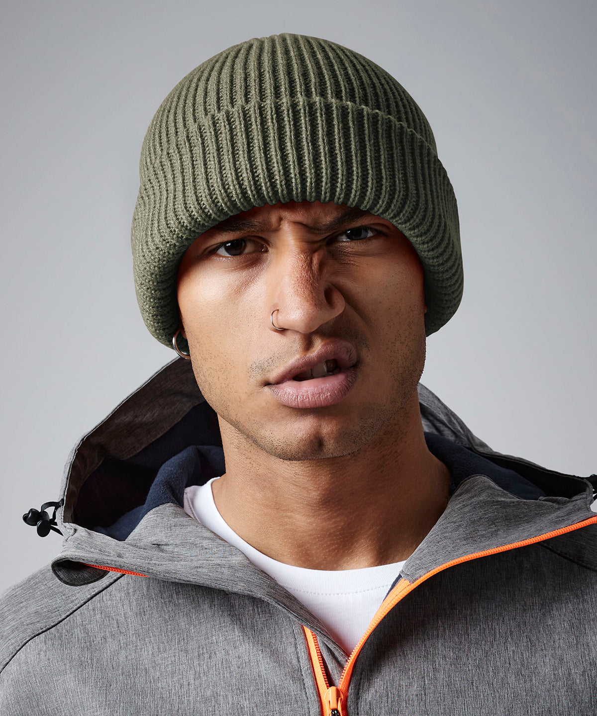 Wind-resistant breathable elements beanie