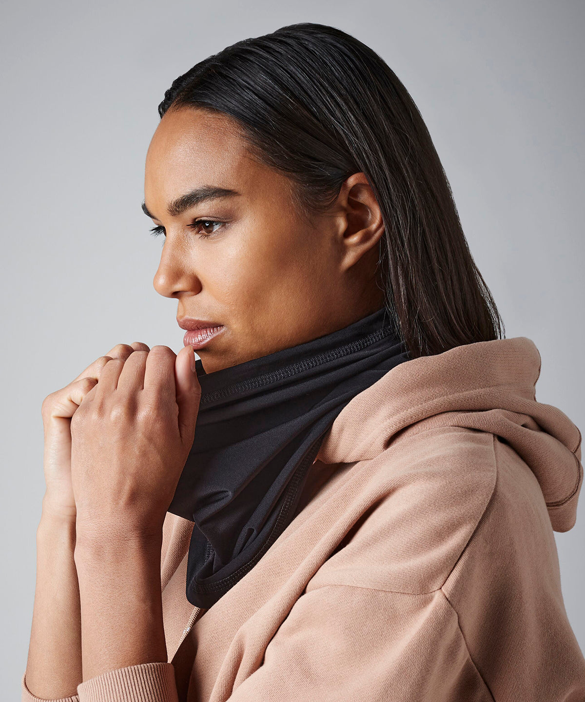 Softshell sports tech neck warmer