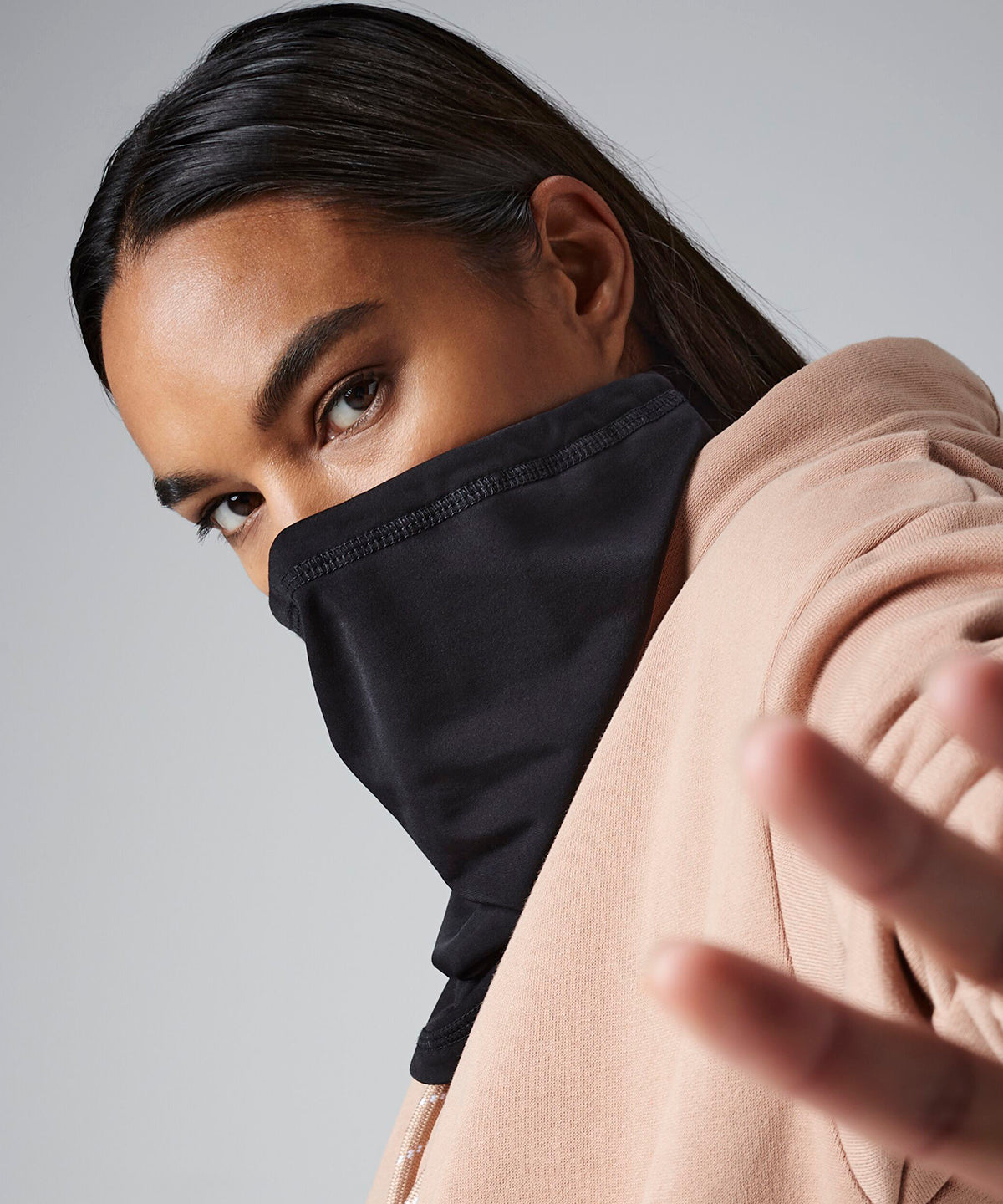 Softshell sports tech neck warmer