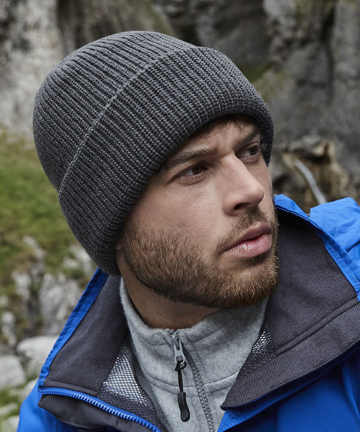 Water-repellent thermal elements beanie