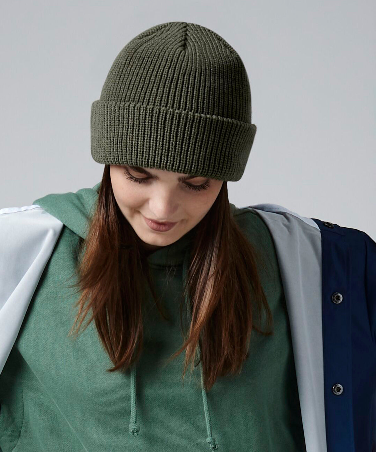 Water-repellent thermal elements beanie