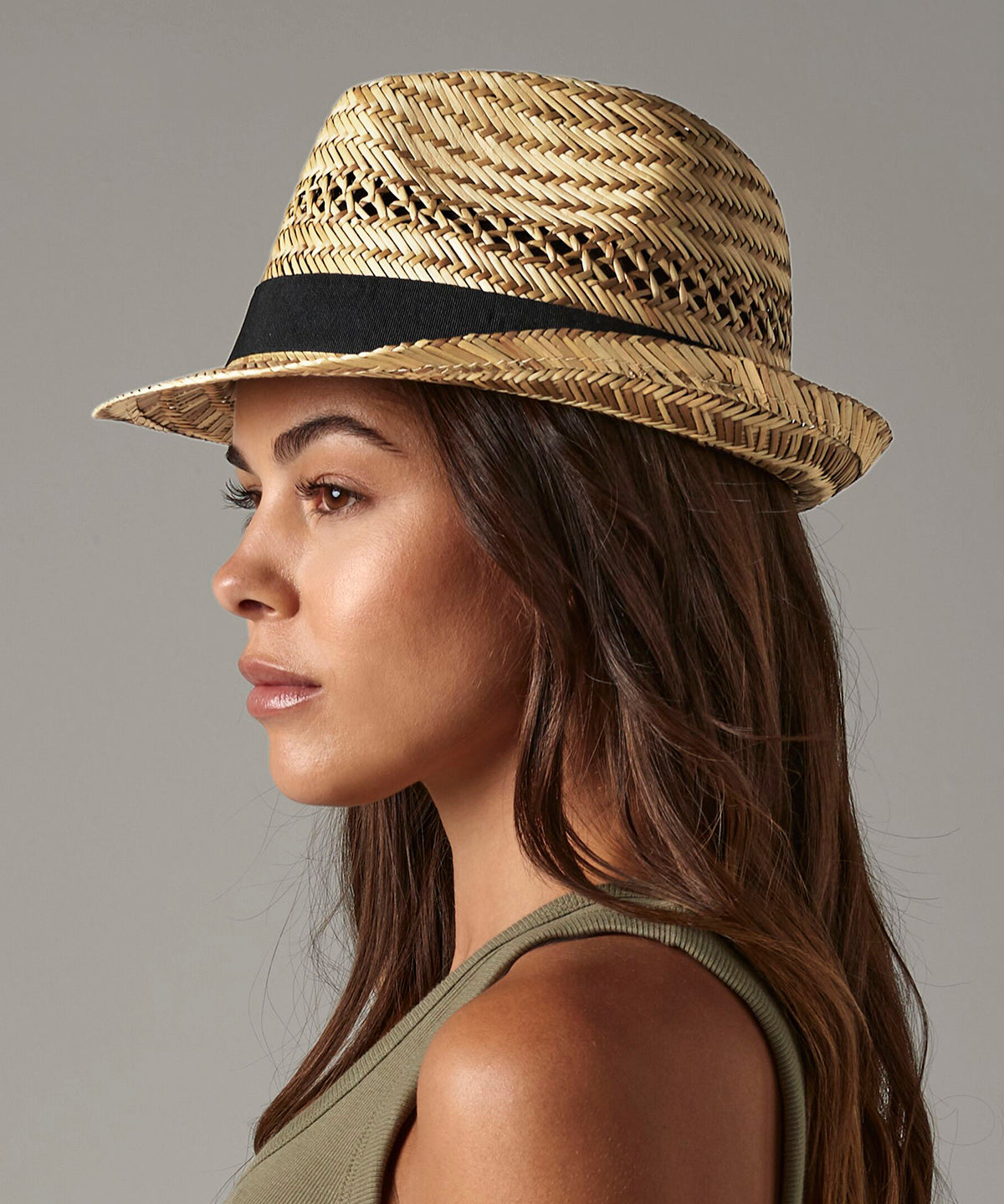Straw summer trilby