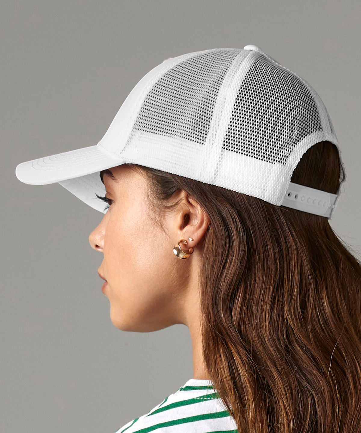 Recycled urbanwear 6-panel snapback trucker