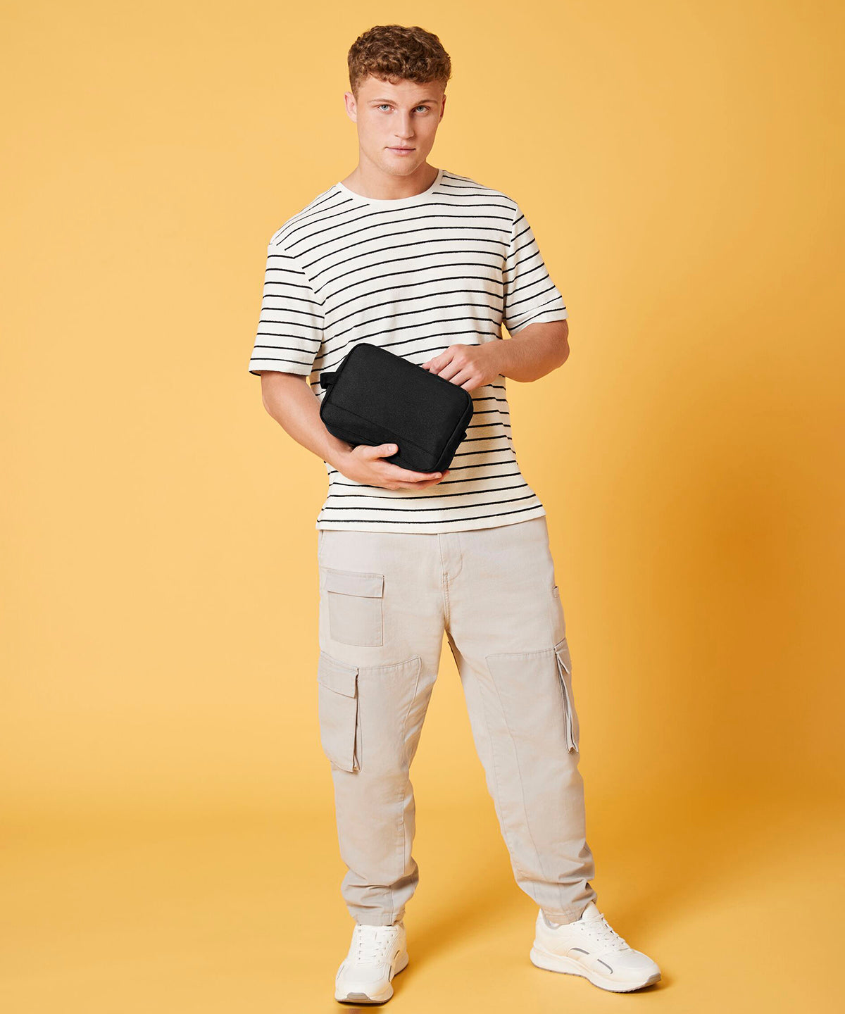 Recycled essentials wash bag