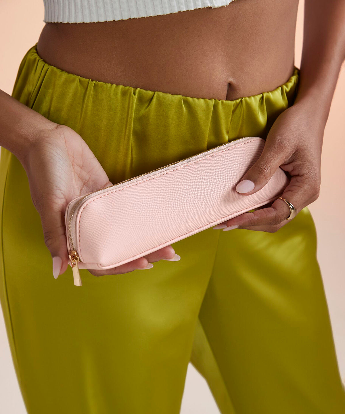 Boutique mini accessory case