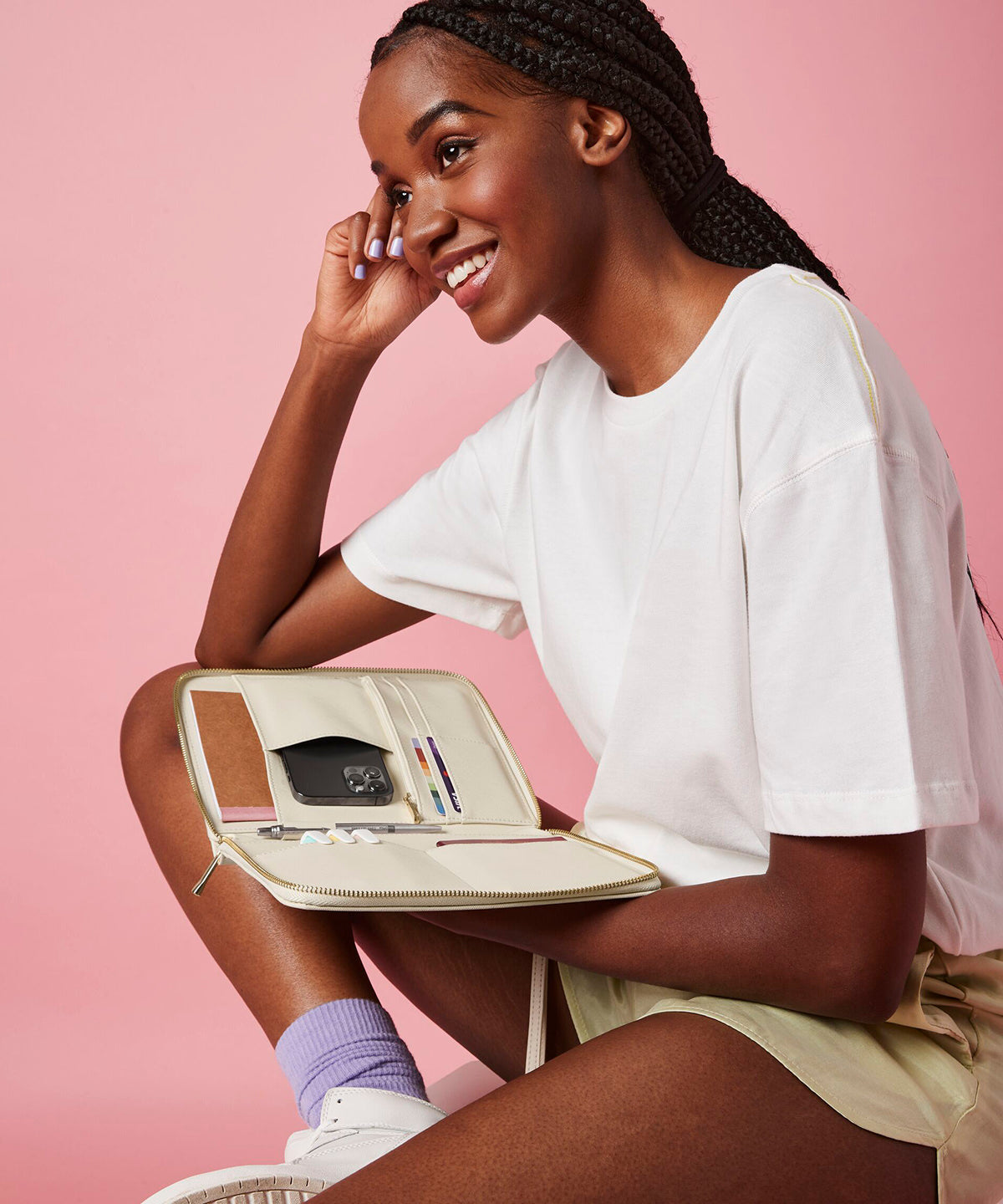 Boutique travel/tech organiser