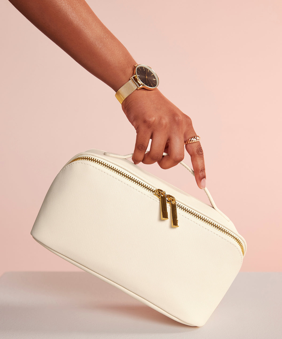 Boutique open flat accessory case