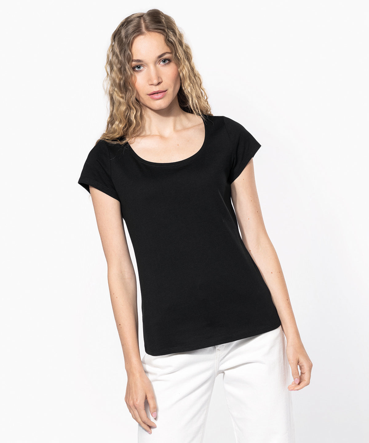 Ladies’ boat neck short-sleeved T-shirt