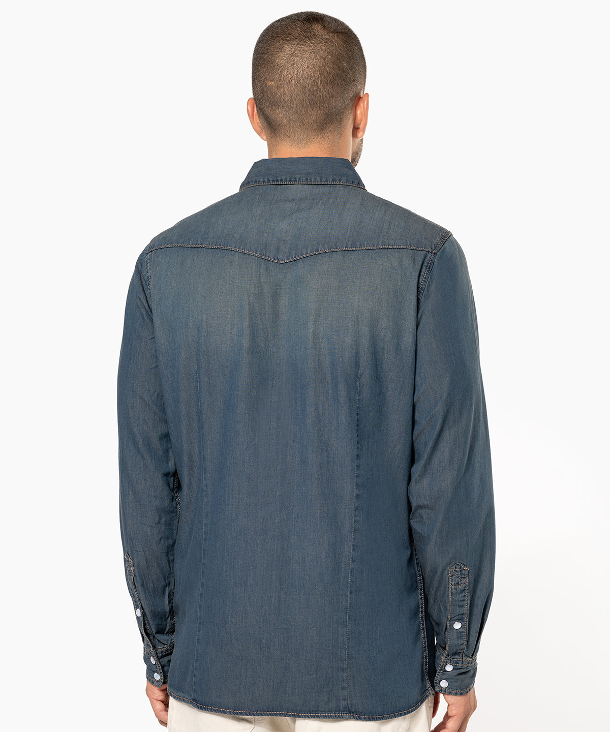 Men's long-sleeved denim shirt