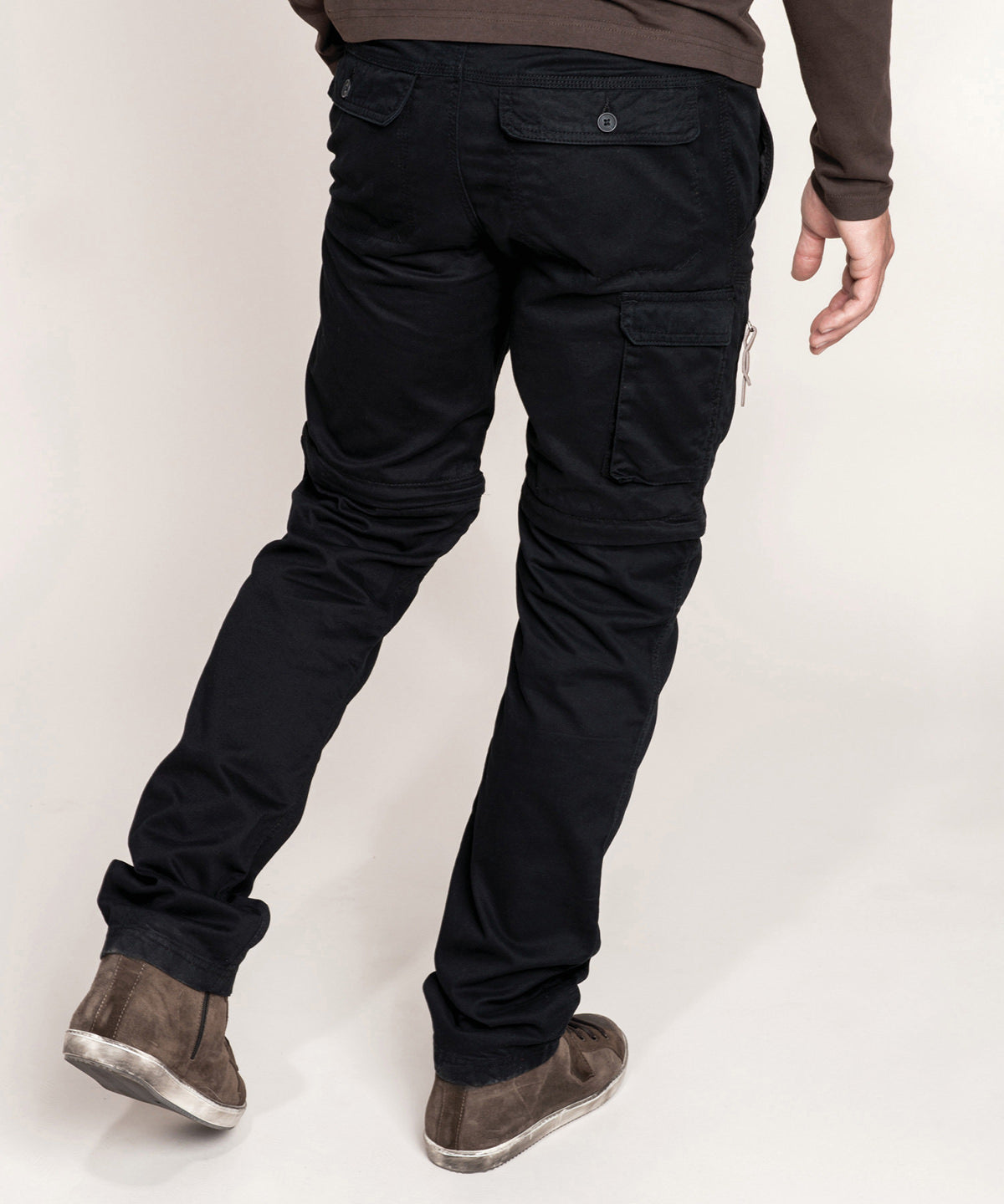 2-in-1 multi-pocket trousers