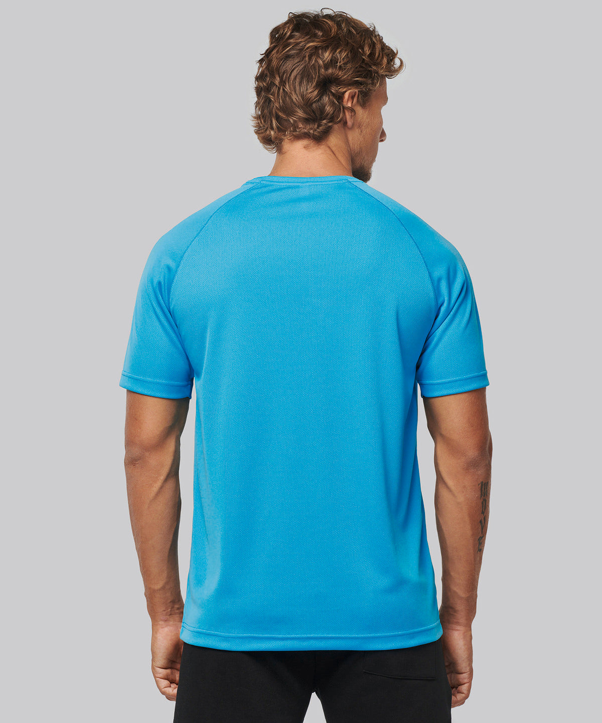 Men's short-sleeved sports T-shirt