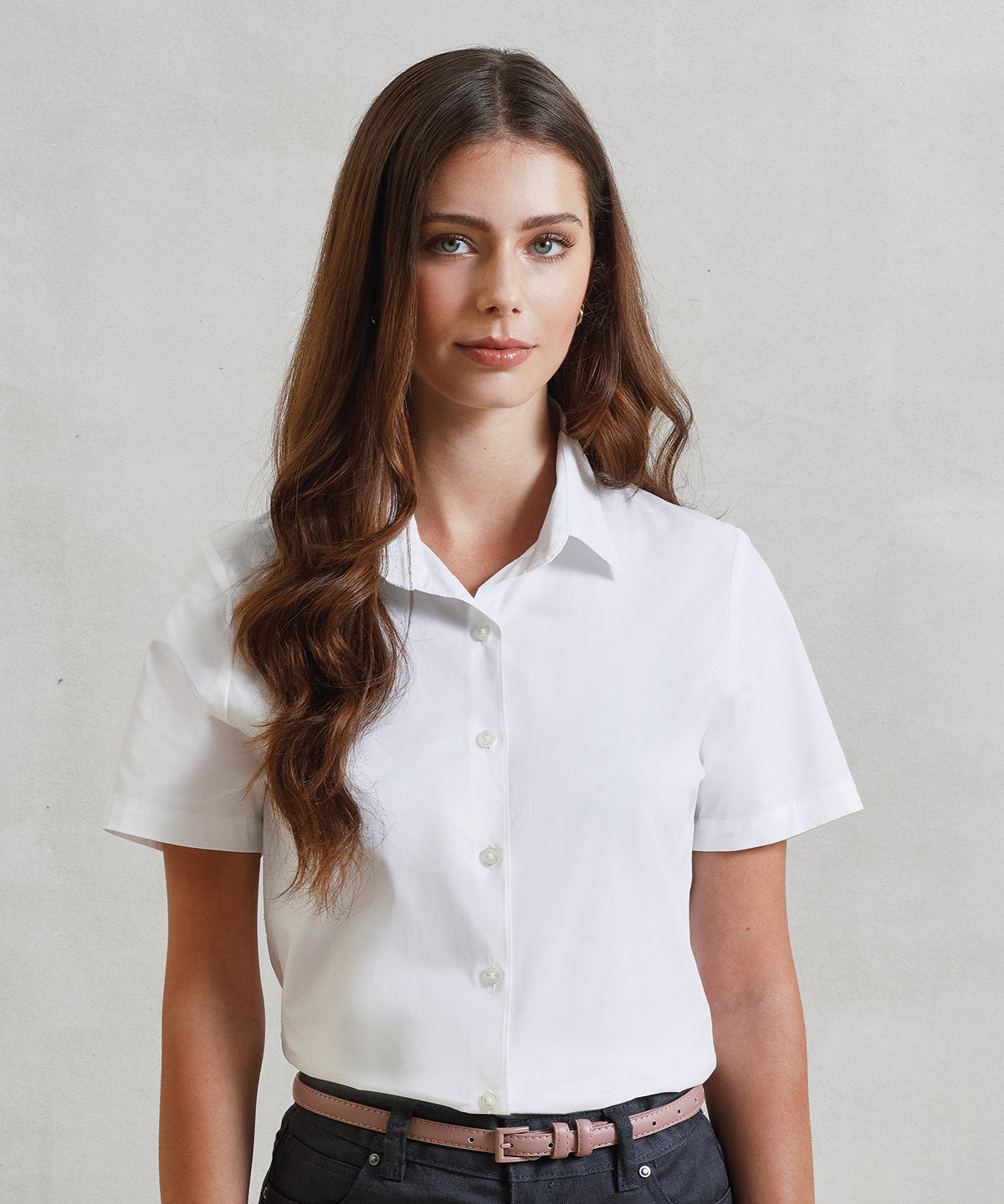 Women's stretch fit cotton poplin short sleeve blouse