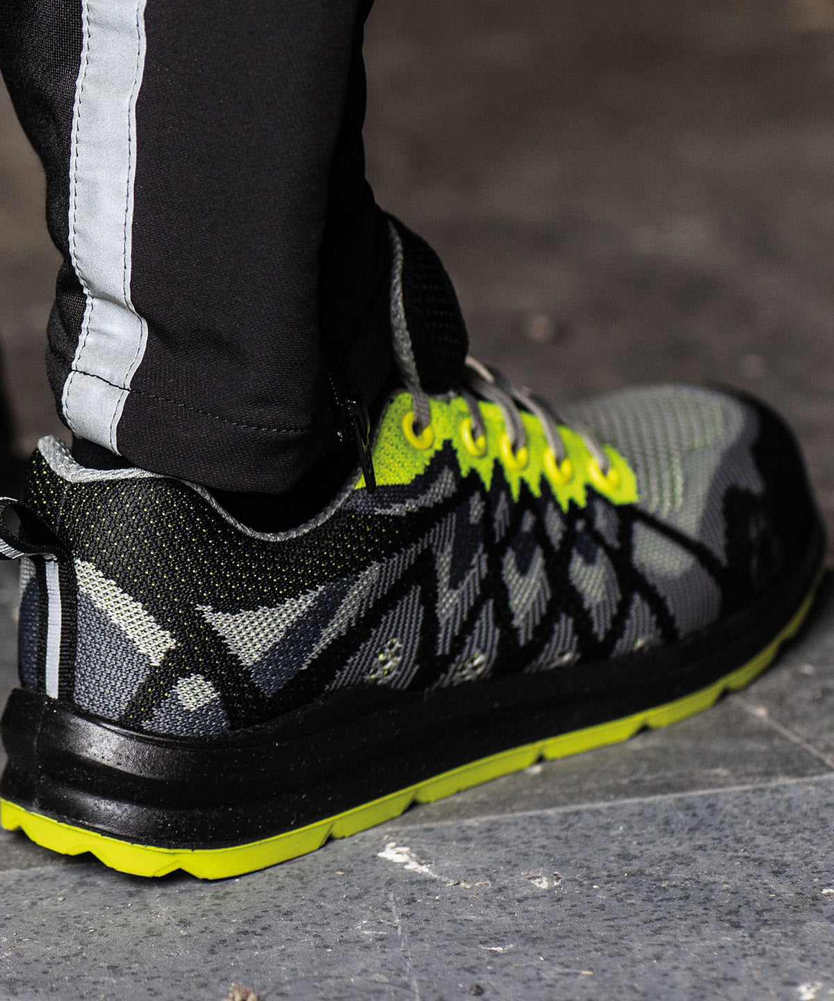 Portwest Composite lite ECO safety trainers (FC08)