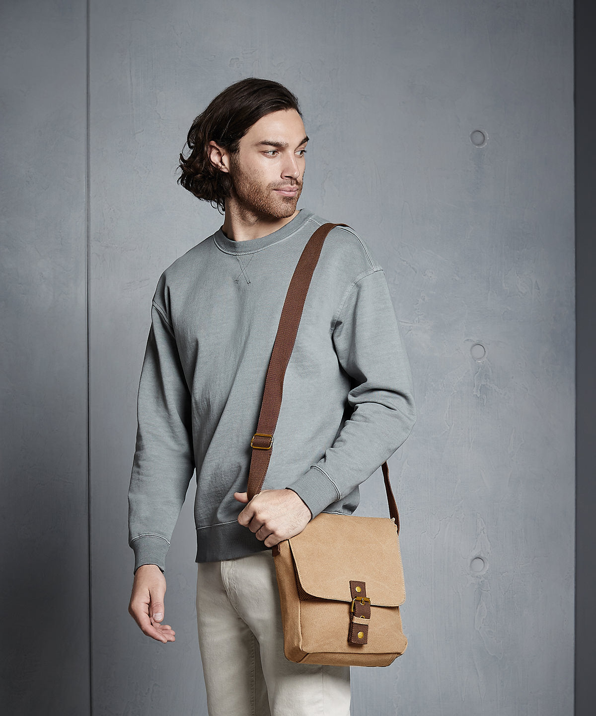 Vintage canvas iPad/tablet reporter