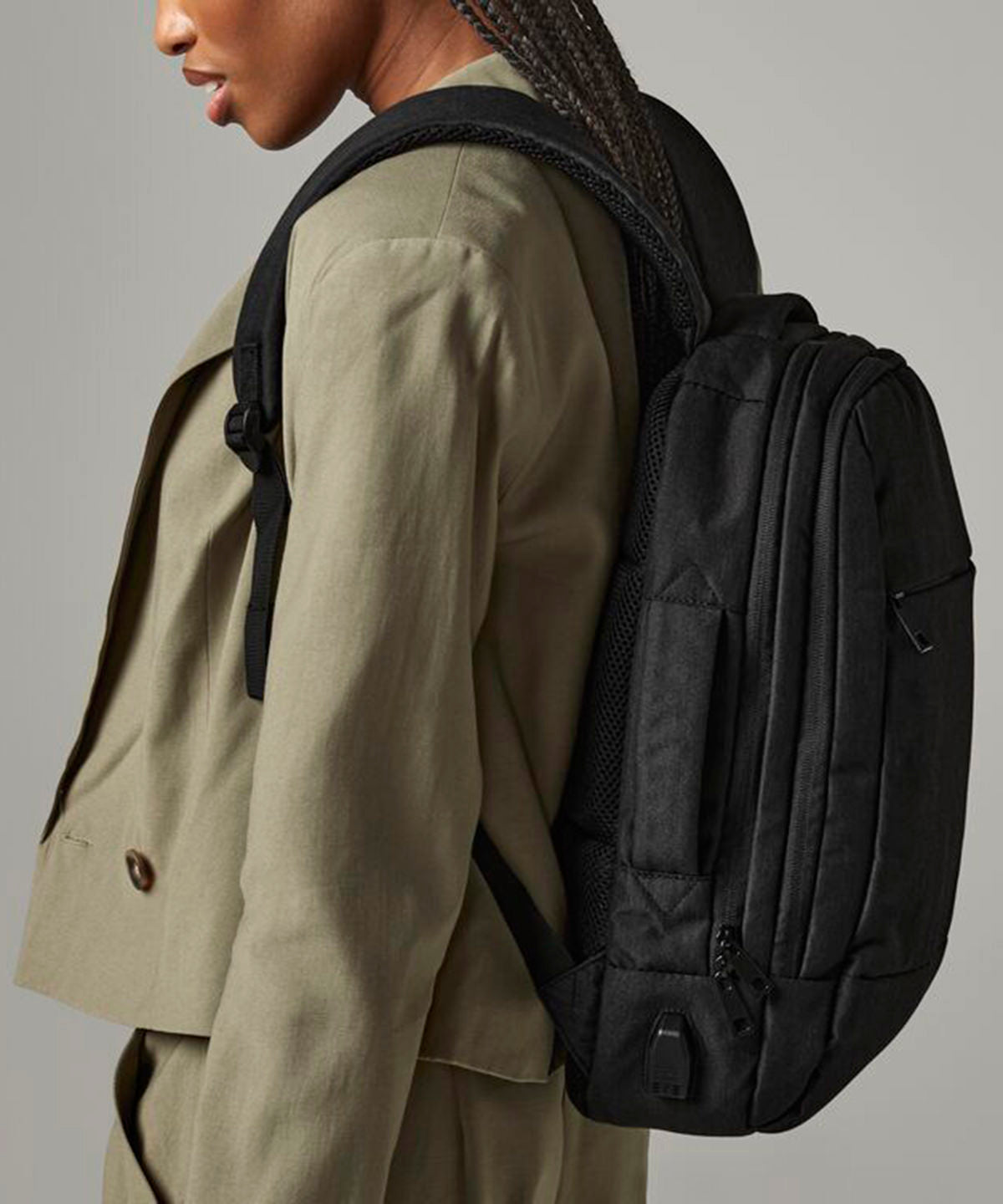 Q-Tech charge convertible backpack