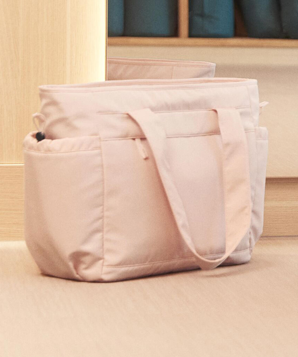 Studio oversized tote